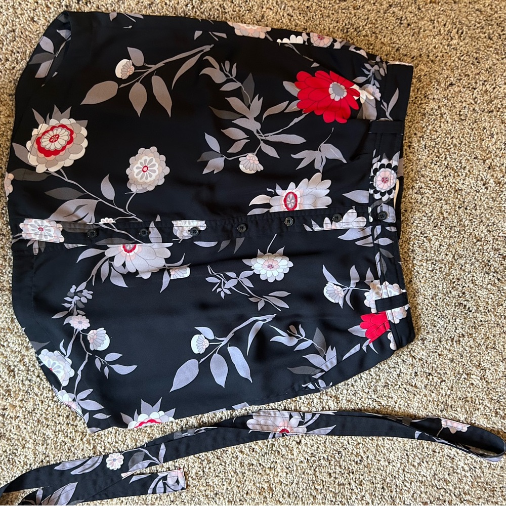 Loft Medium Floral Button Up Skirt